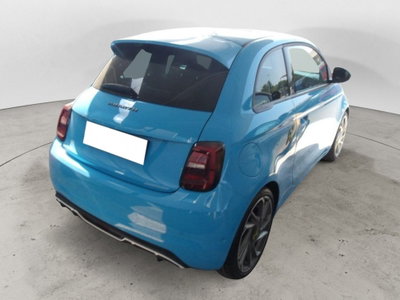 Abarth 500e 42 kWh Turismo (2)