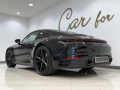 Porsche 911 Coupé Carrera 4S (10)