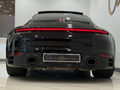 Porsche 911 Coupé Carrera 4S (12)