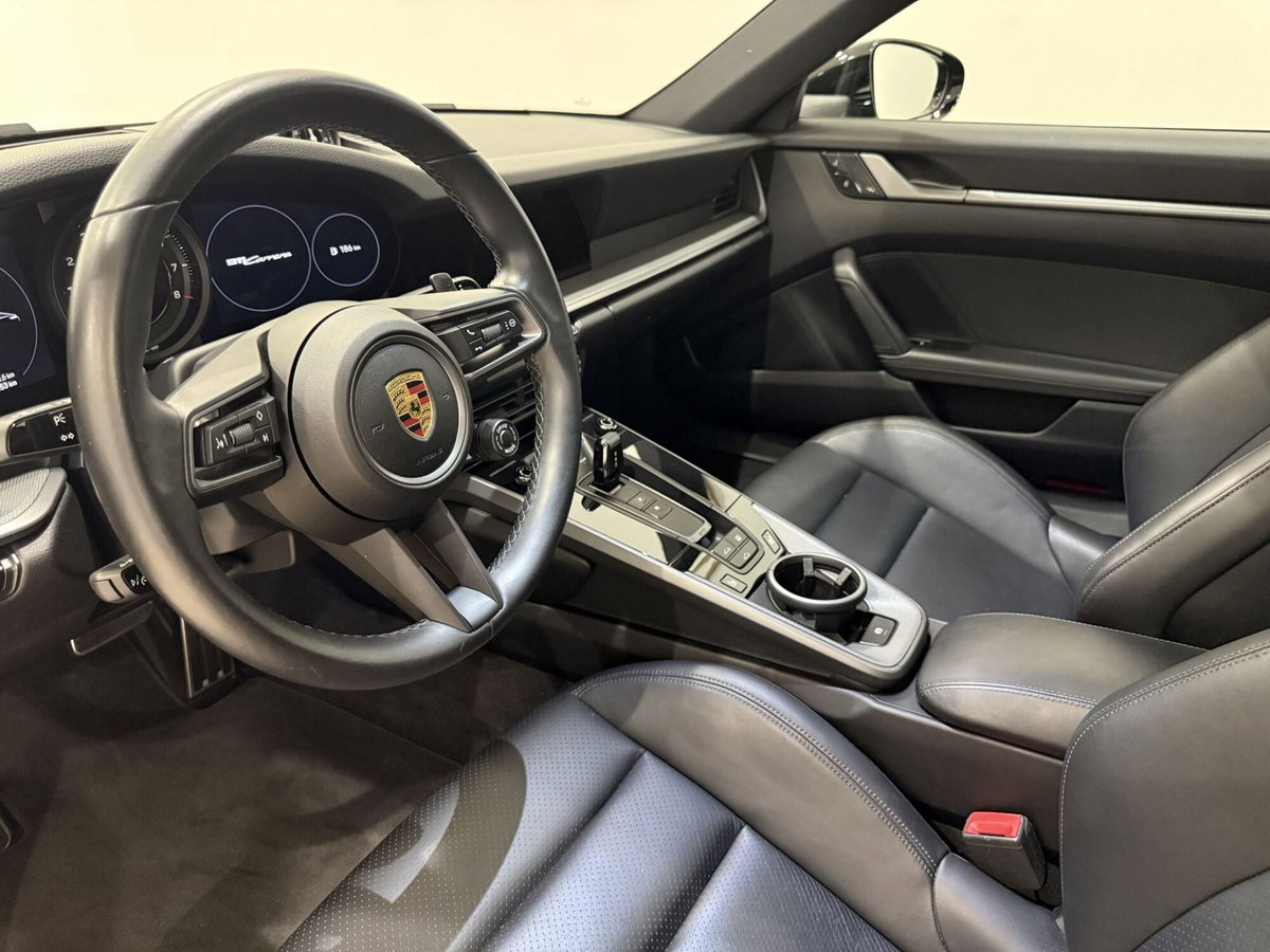 Porsche 911 Coupé Carrera 4S (15)