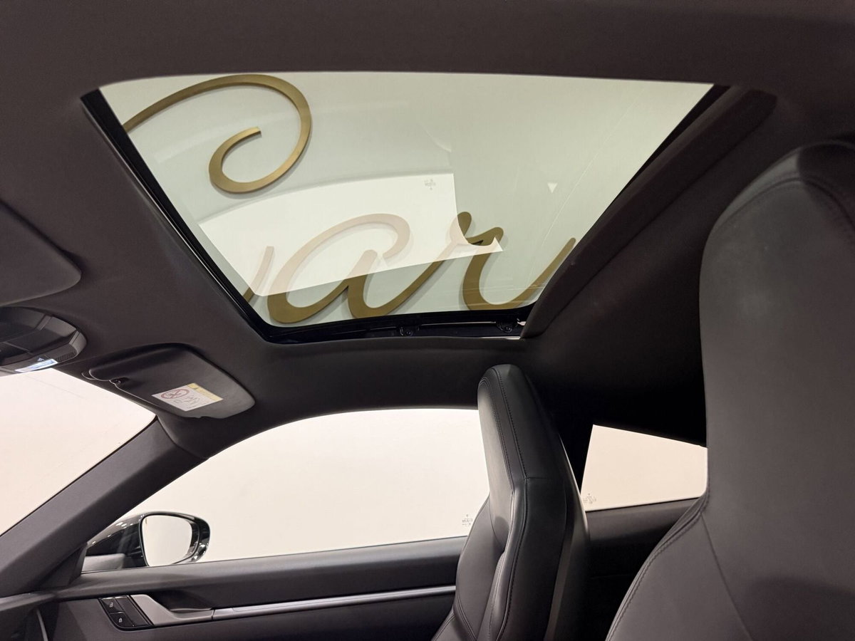 Porsche 911 Coupé Carrera 4S (19)
