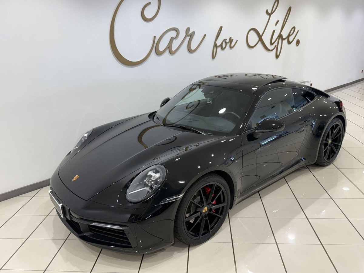 Porsche 911 Coupé Carrera 4S (5)