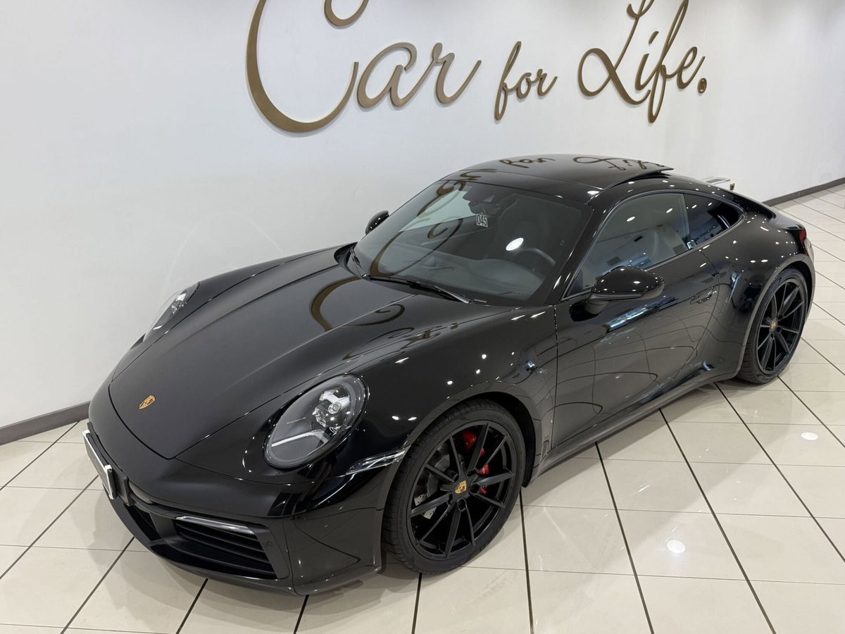 Porsche 911 Coupé Carrera 4S (6)