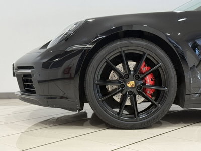Porsche 911 Coupé Carrera 4S (7)