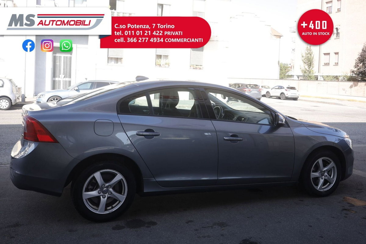 Volvo S60 D2 Geartronic R-design (13)