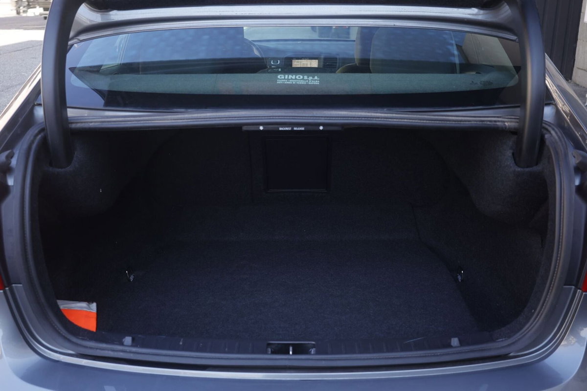 Volvo S60 D2 Geartronic R-design (18)