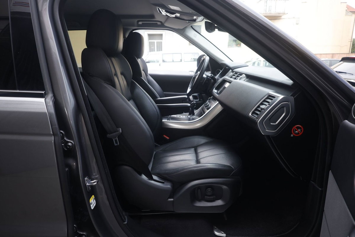Land Rover Range Rover Sport 3.0 TDV6 HSE Dynamic (13)