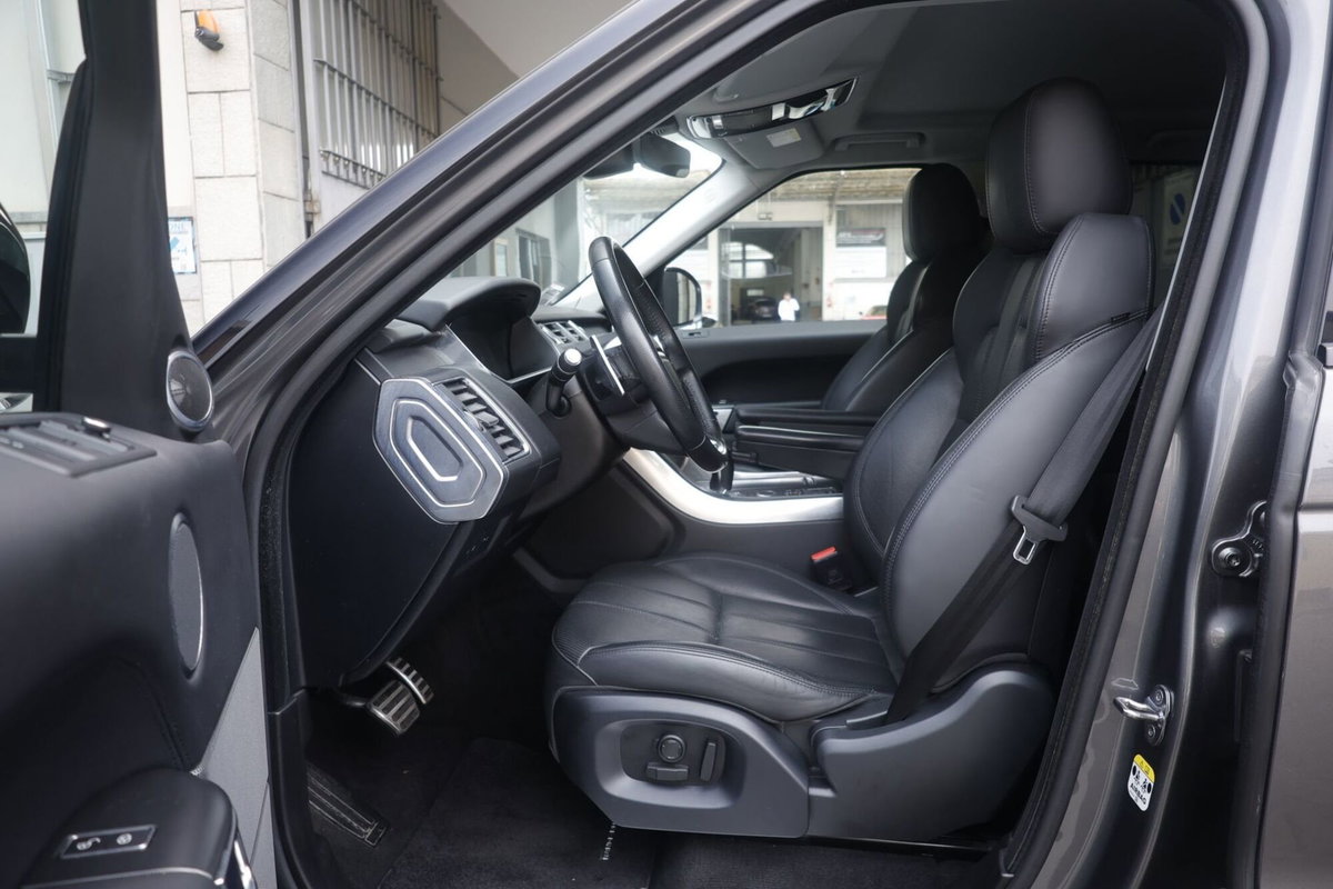 Land Rover Range Rover Sport 3.0 TDV6 HSE Dynamic (19)