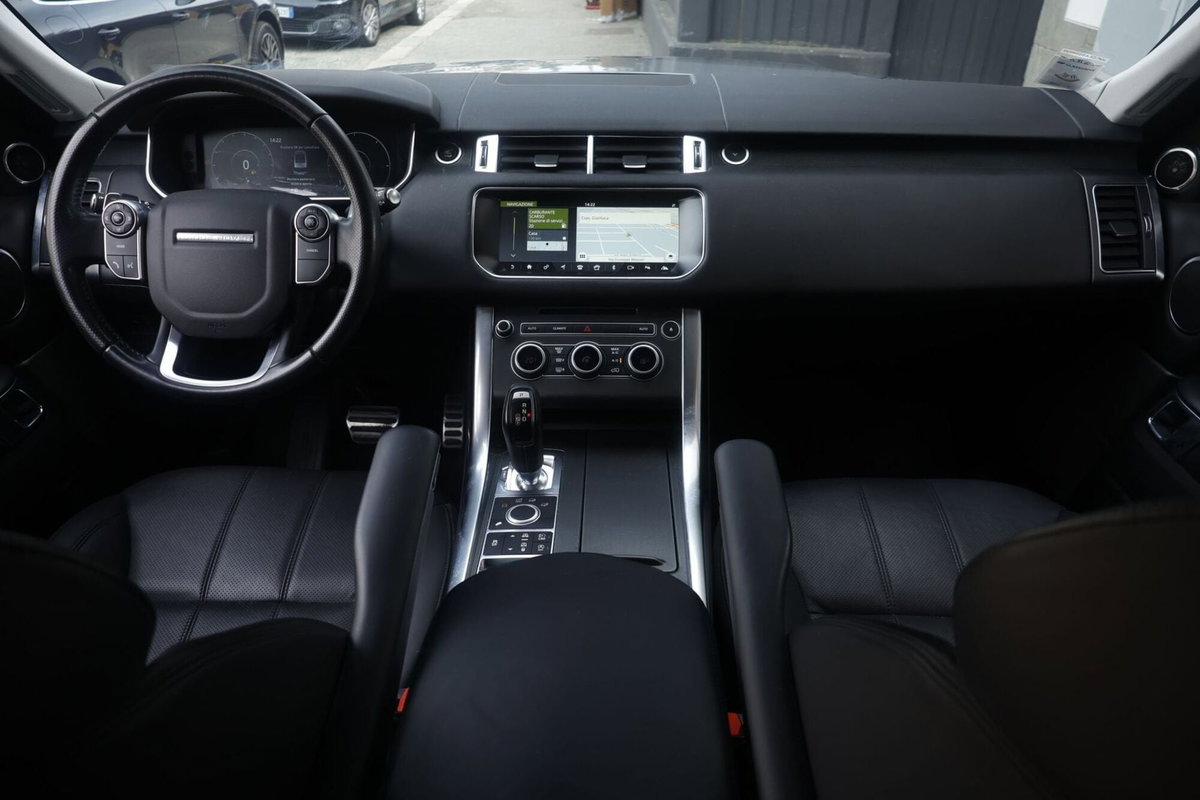 Land Rover Range Rover Sport 3.0 TDV6 HSE Dynamic (2)