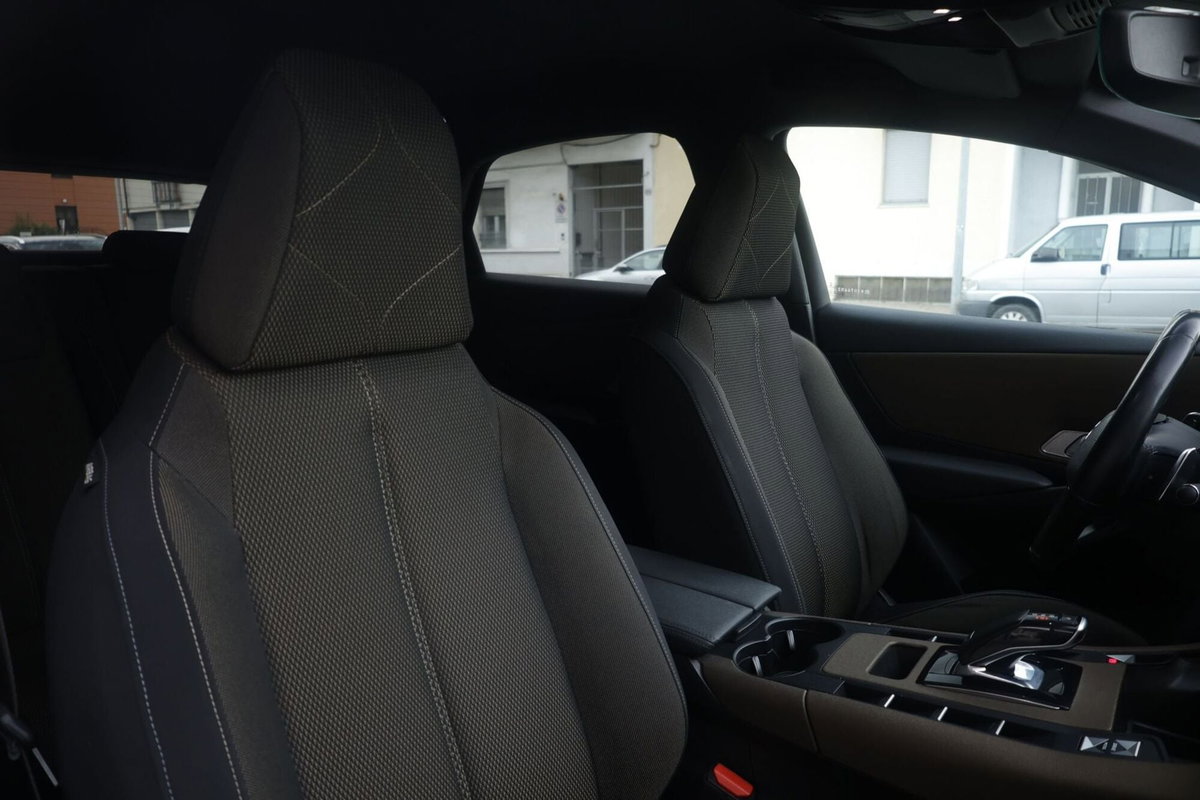 Ds DS 7 DS 7 Crossback BlueHDi 180 aut. Business (6)