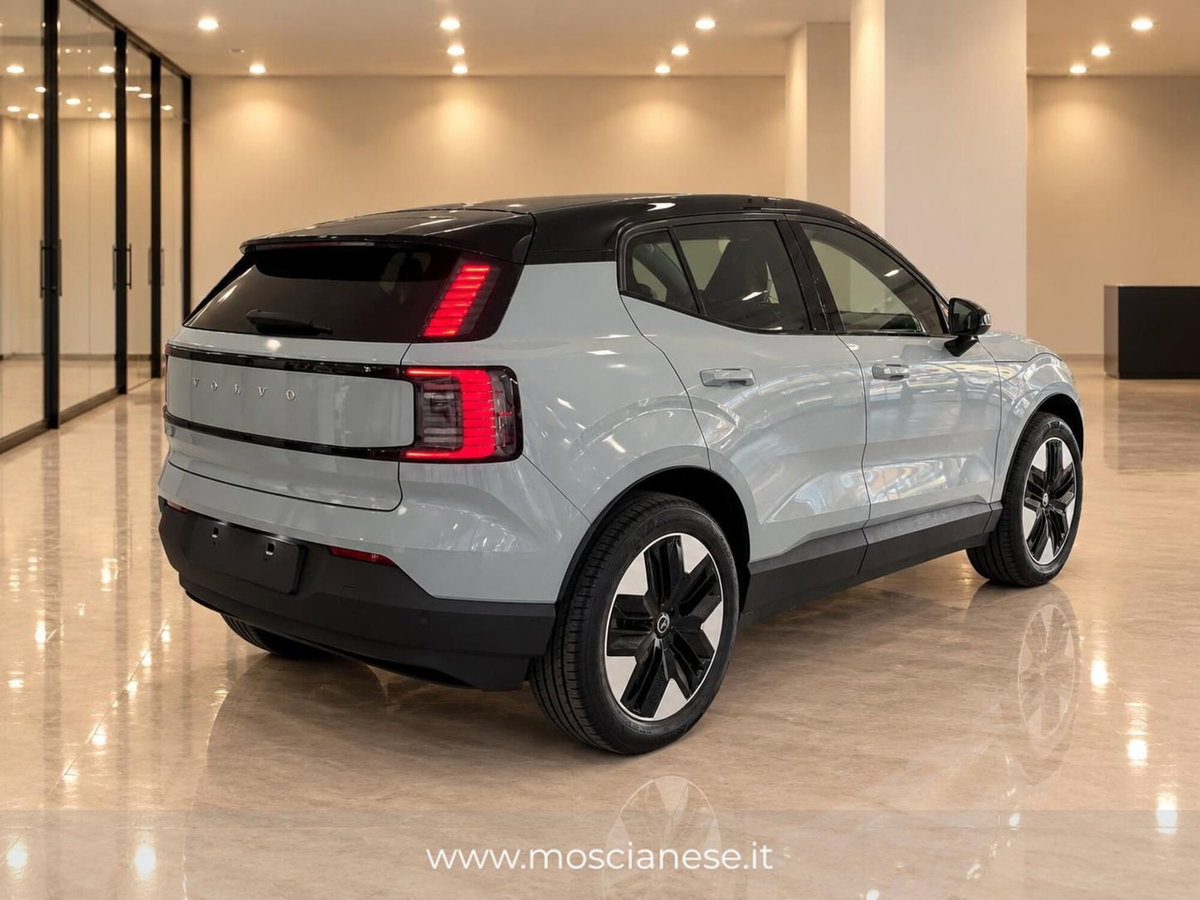Volvo EX30 P5 Long Range electric Plus rwd (3)