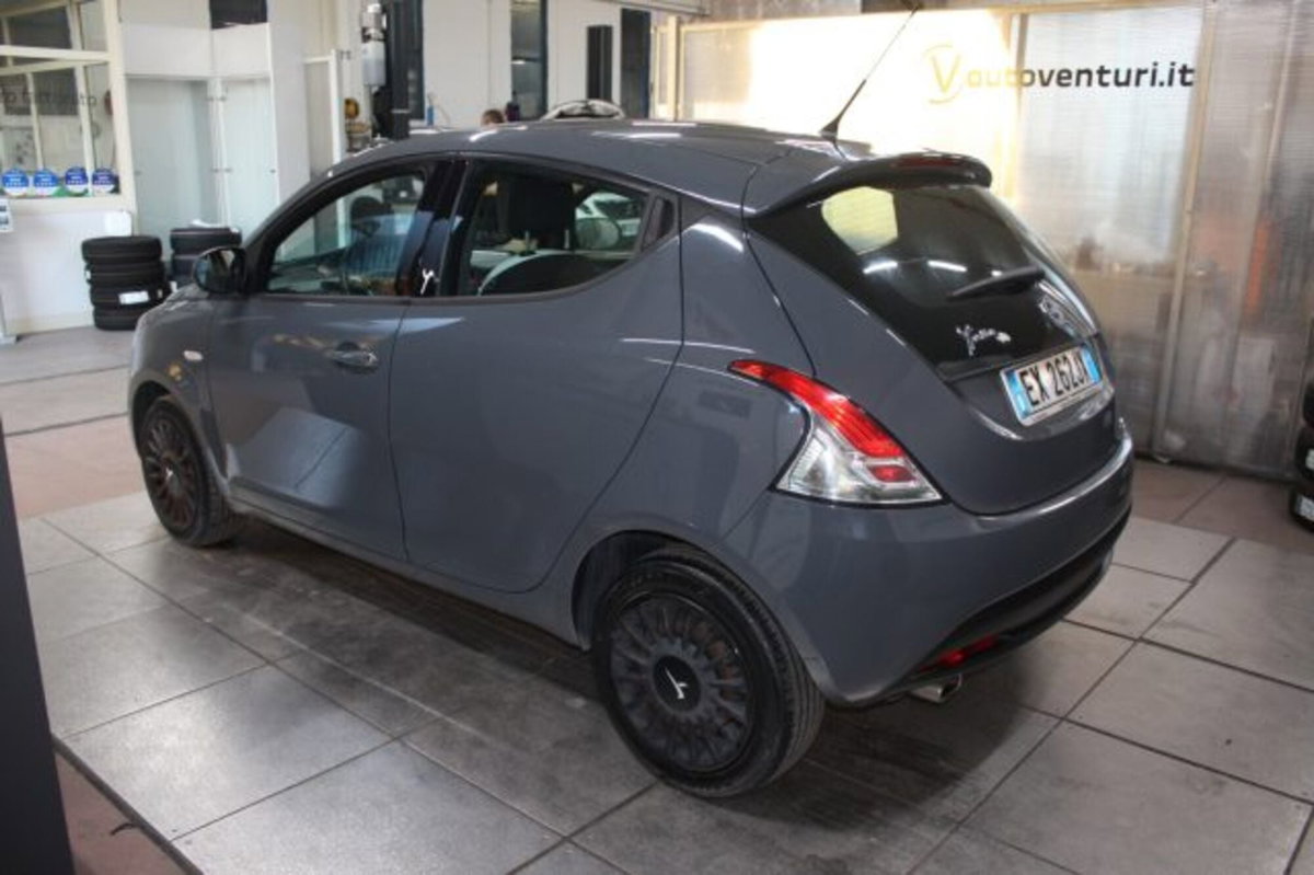 Lancia Ypsilon 1.3 MJT 16V 95 CV 5 porte S&S Elefantino (4)