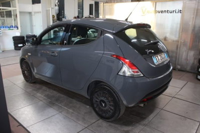 Lancia Ypsilon 1.3 MJT 16V 95 CV 5 porte S&S Elefantino (4)