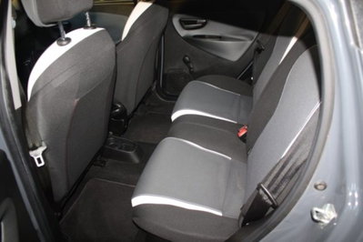 Lancia Ypsilon 1.3 MJT 16V 95 CV 5 porte S&S Elefantino (8)