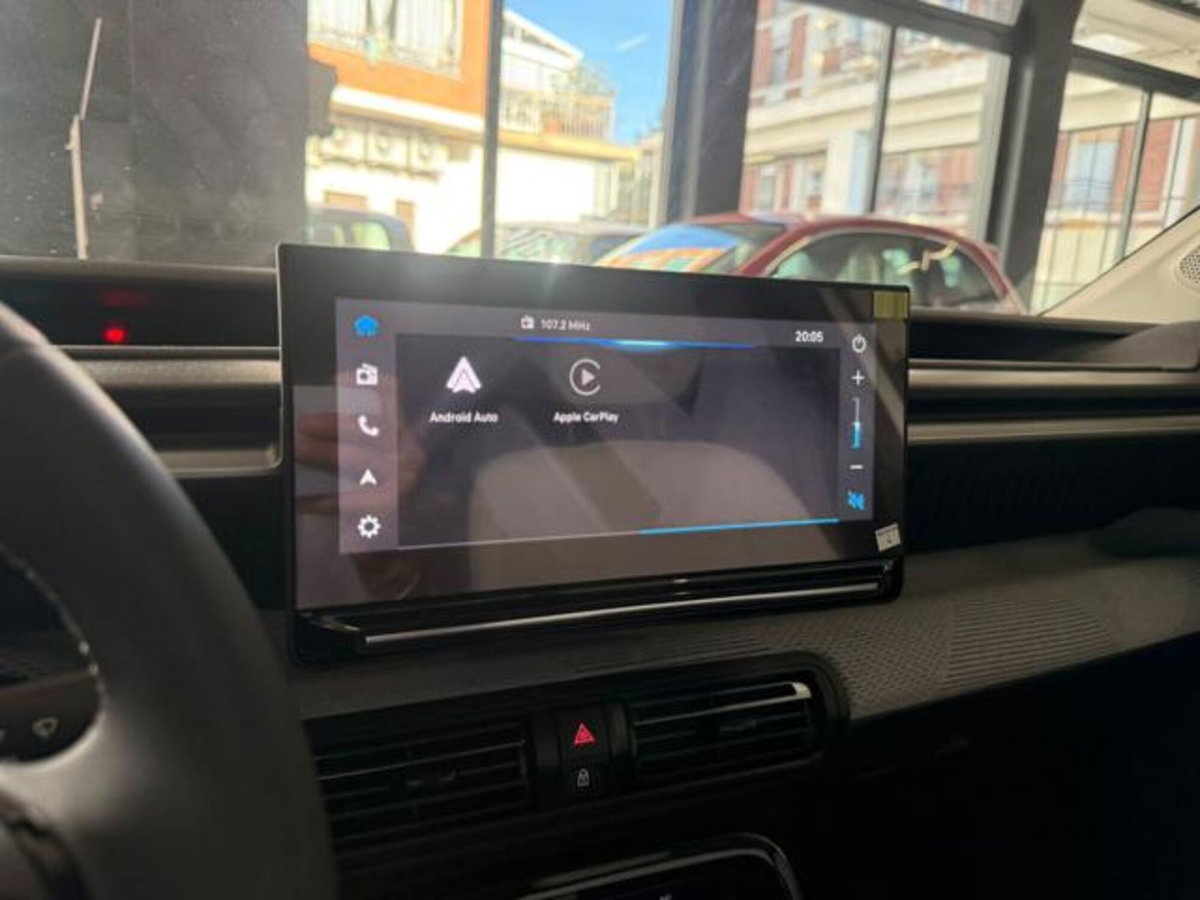 Citroen C3 1.2 turbo Max 100cv s&s (12)