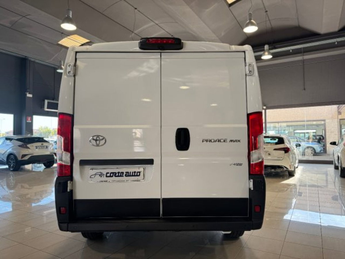 Toyota Proace Max Furgone Max 35 2.2d 140cv L2H1 Business (18)