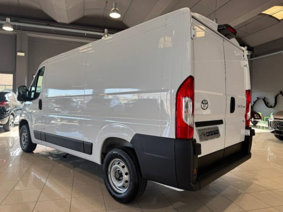 Toyota Proace Max Furgone Max 35 2.2d 140cv L2H1 Business (20)