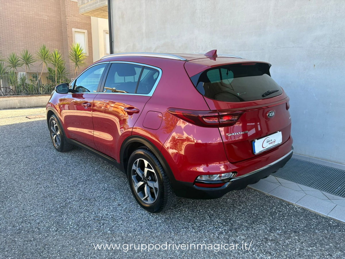 Kia Sportage 1.6 CRDI 115 CV 2WD Business Class (13)