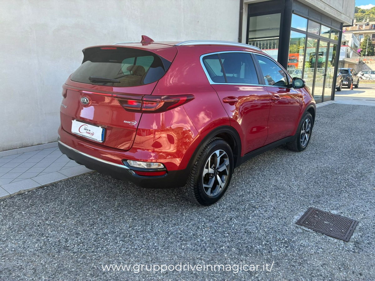 Kia Sportage 1.6 CRDI 115 CV 2WD Business Class (2)