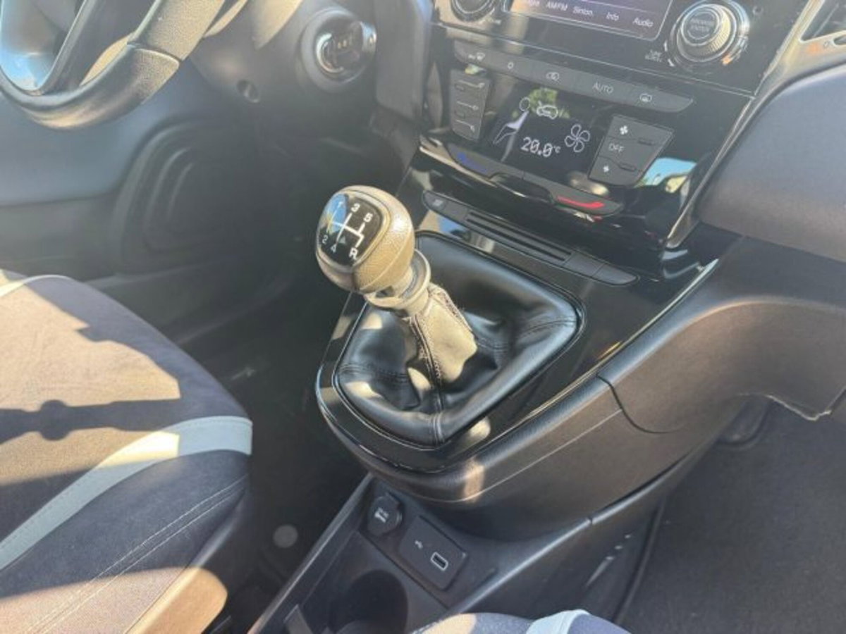 Lancia Ypsilon 0.9 TwinAir 85 CV 5 porte Metano Ecochic Platinum (12)