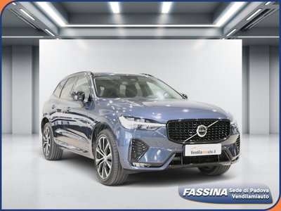 Volvo XC60 2.0 b4 Plus Dark auto usata