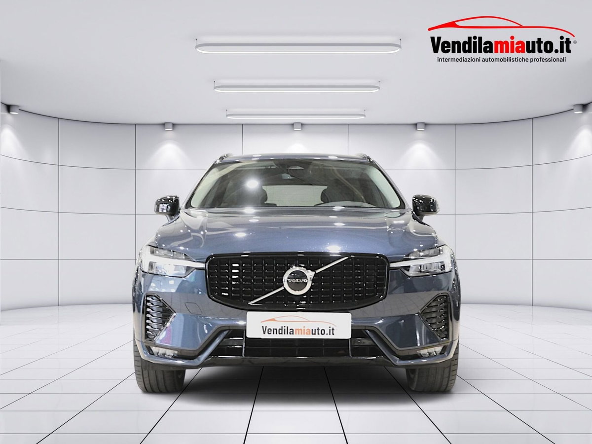 Volvo XC60 2.0 b4 Plus Dark auto (2)