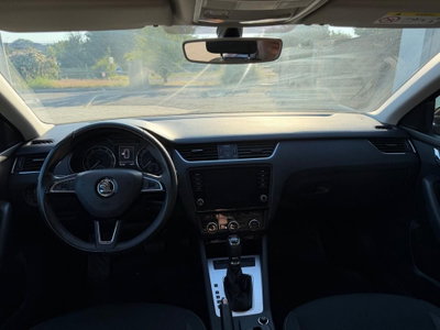 Skoda Octavia Station Wagon 1.5 DSG Wagon Ambition G-Tec (8)