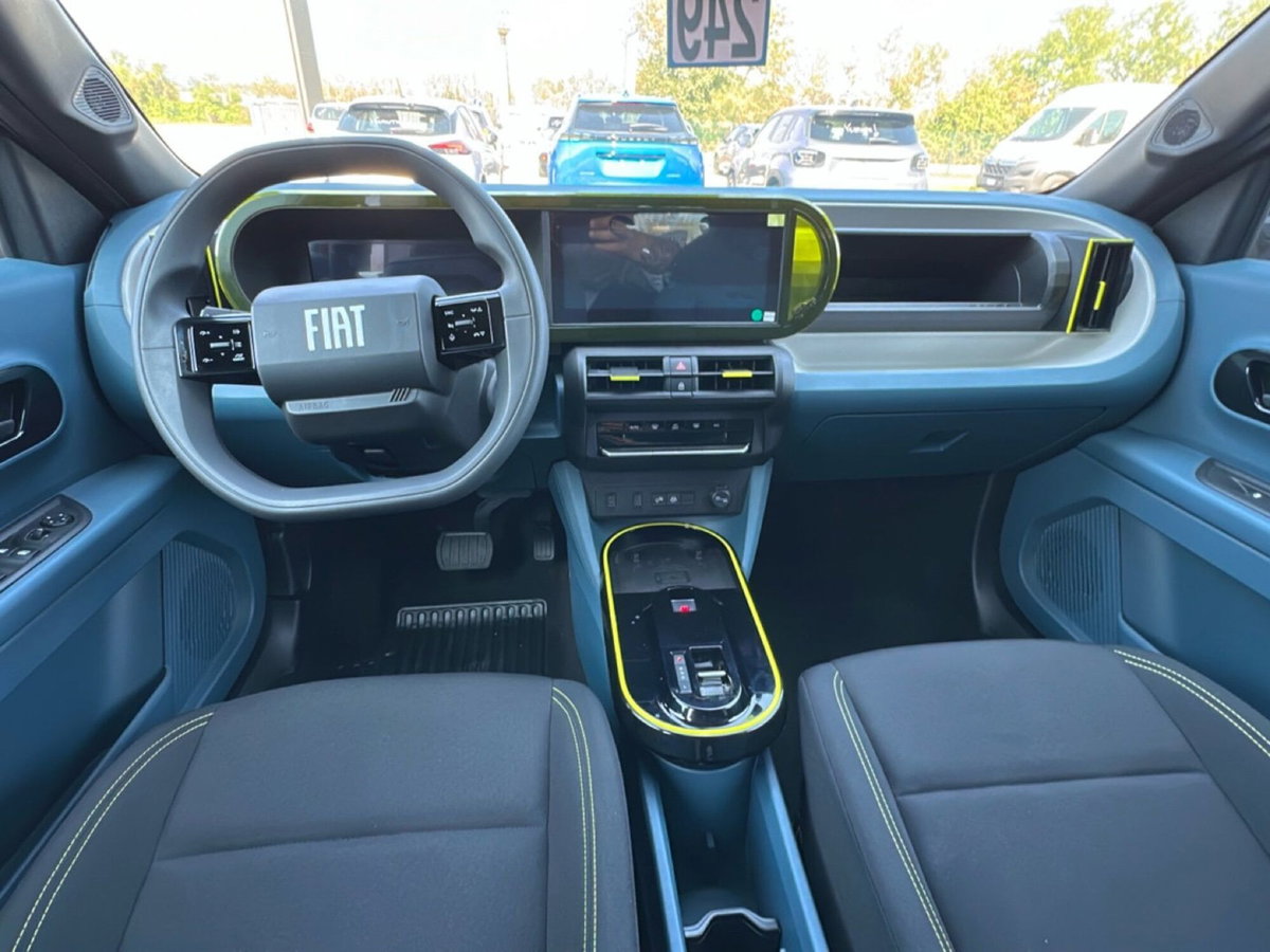 Fiat Grande Panda 1.2 hybrid Icon 110cv edct (13)