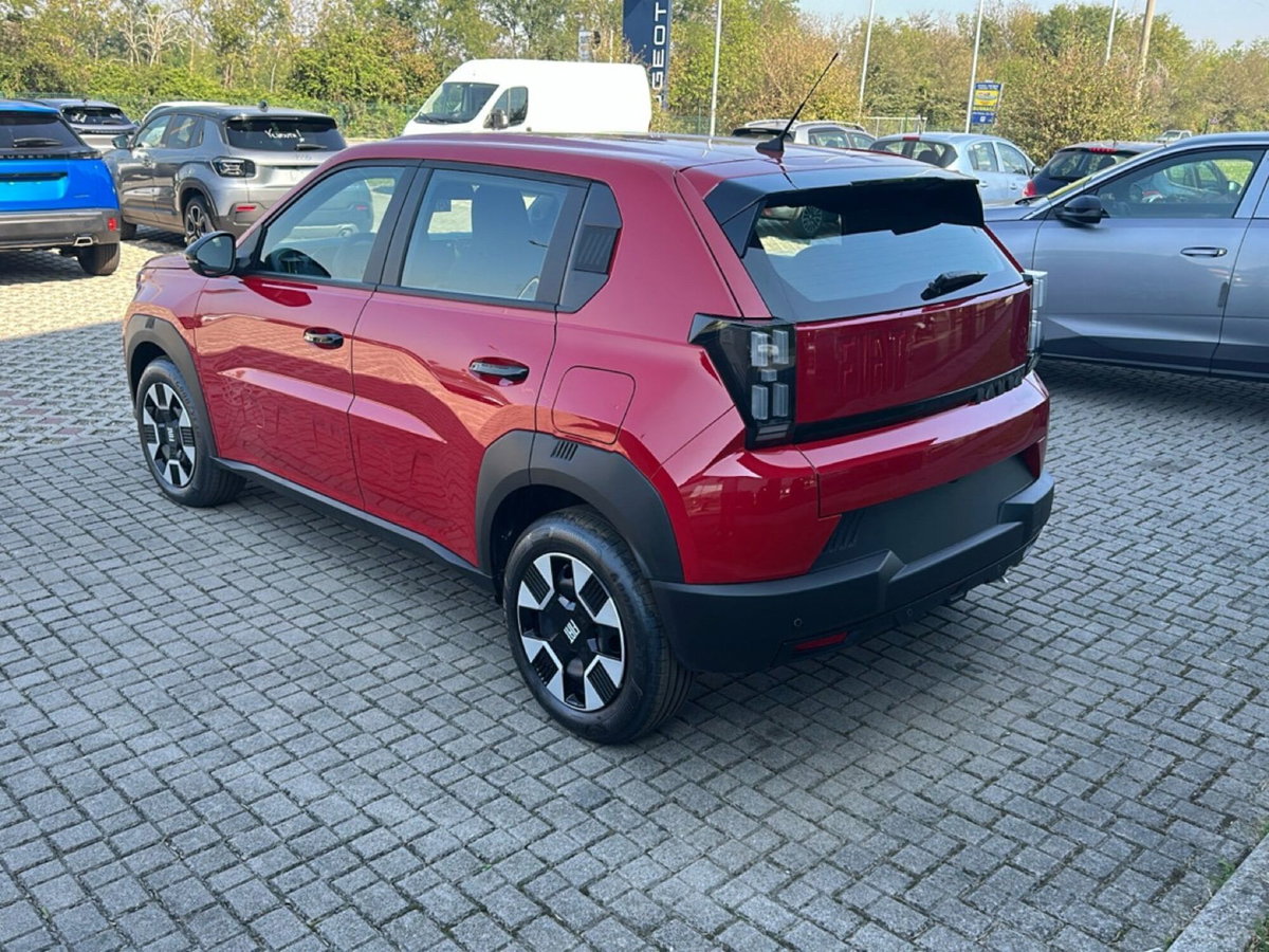 Fiat Grande Panda 1.2 hybrid Icon 110cv edct (7)