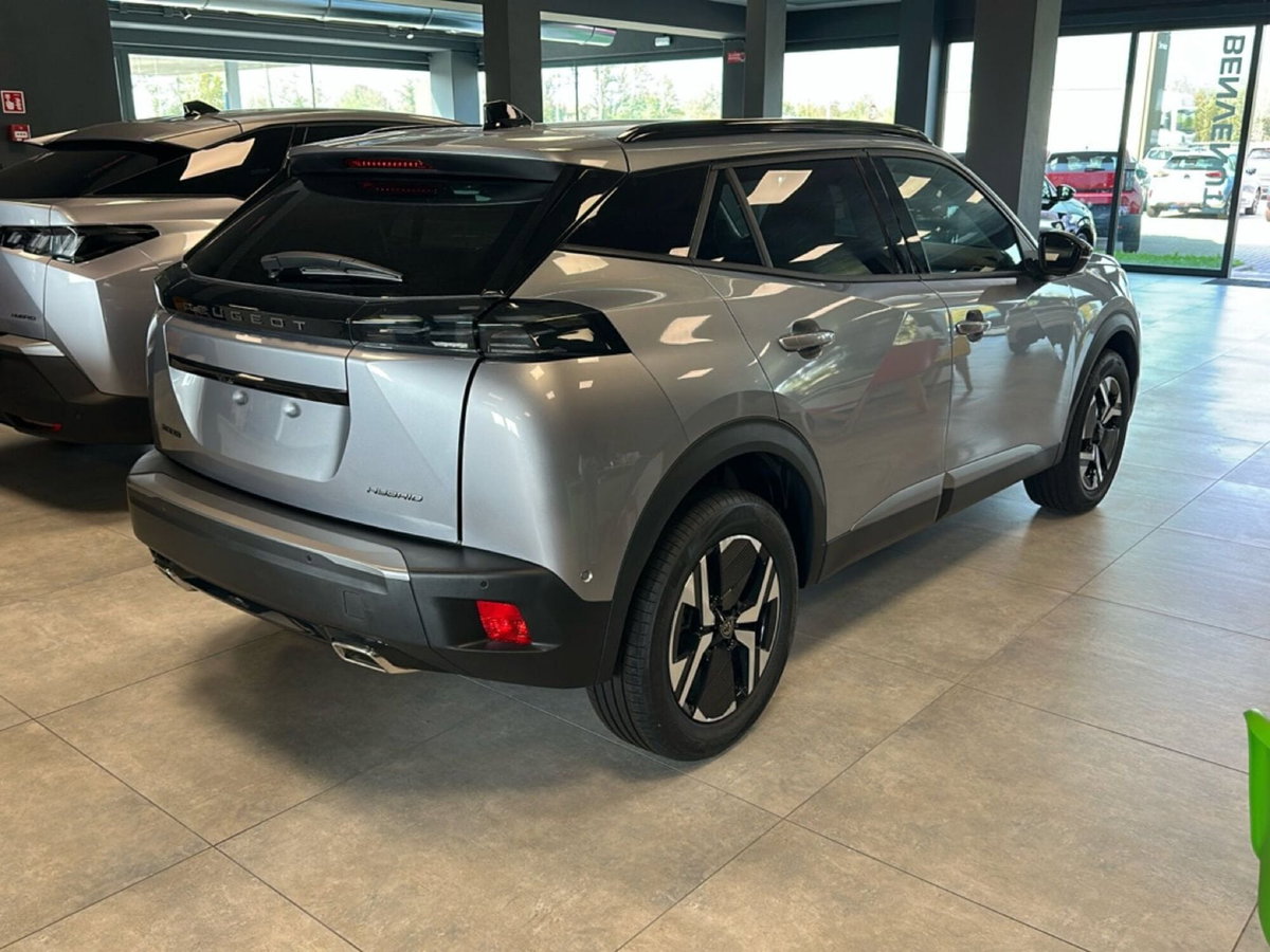 Peugeot 2008 1.2 hybrid Allure 110cv e-dcs6 (4)