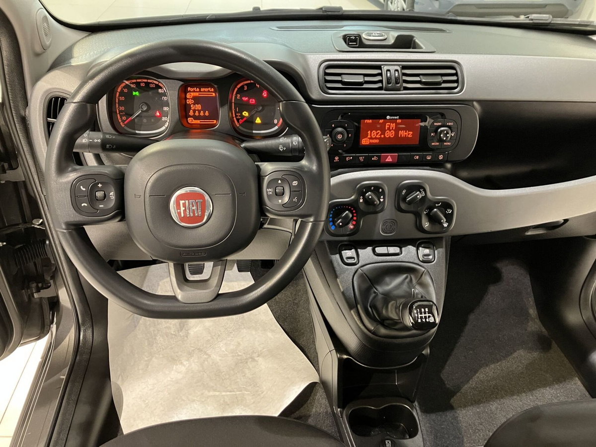 Fiat Panda 1.0 FireFly S&S Hybrid City Cross (7)