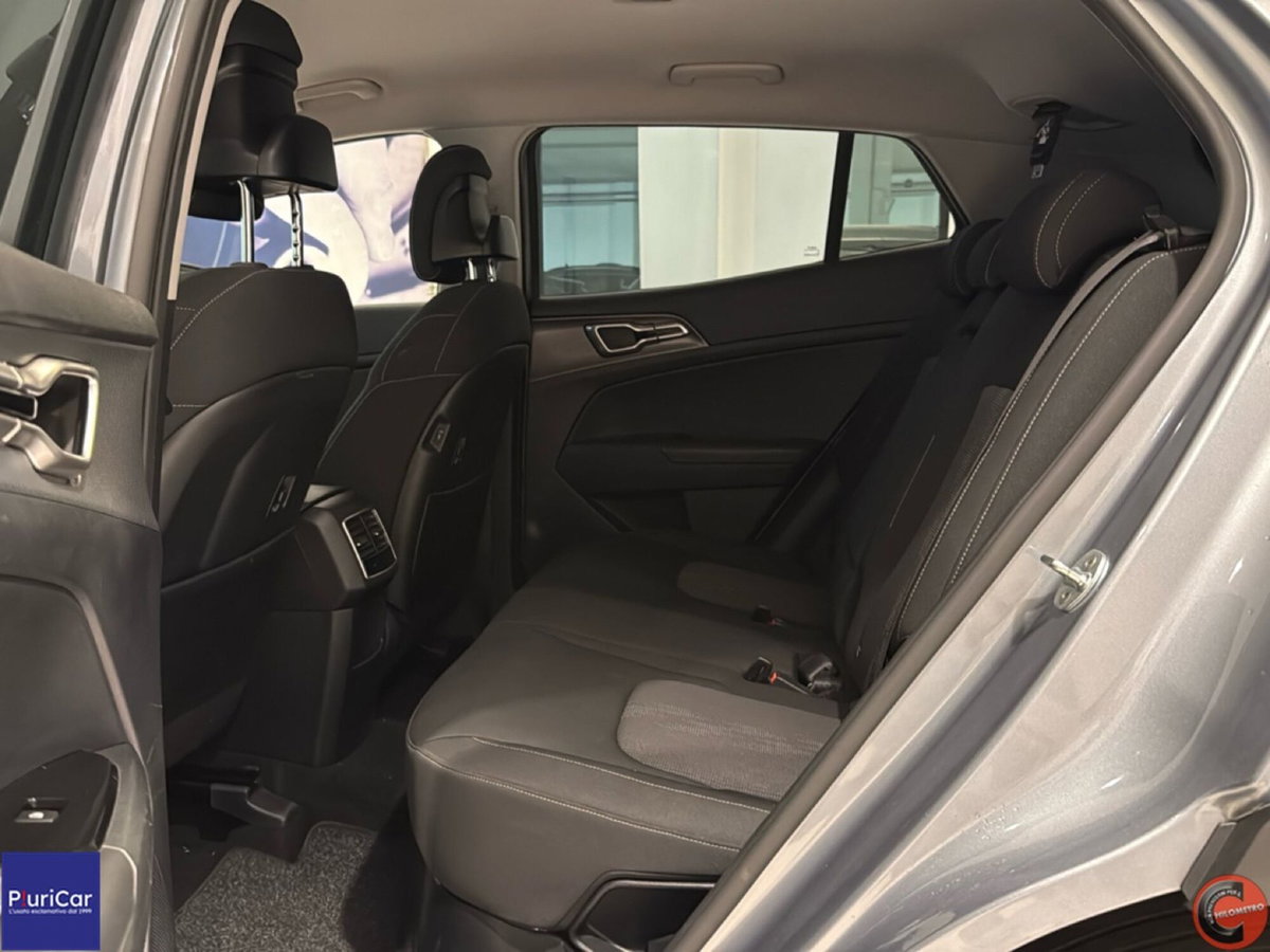 Kia Sportage 1.6 TGDi HEV AT Style (8)