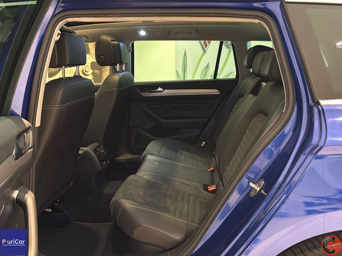 Volkswagen Passat Variant 2.0 TDI SCR 200 CV 4MOTION DSG Executive (8)