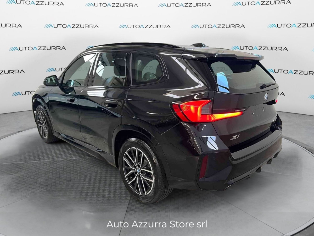 BMW X1 sDrive 18i Msport (2)