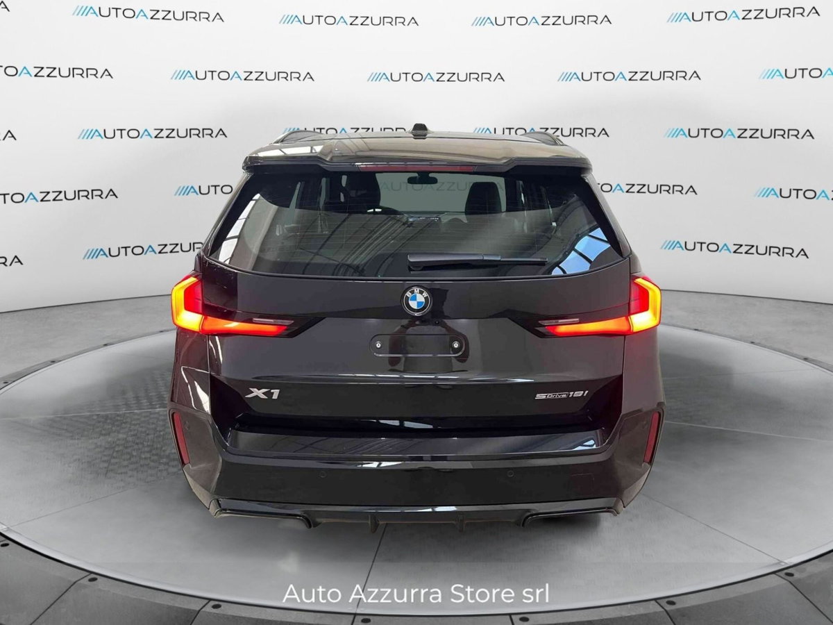 BMW X1 sDrive 18i Msport (3)