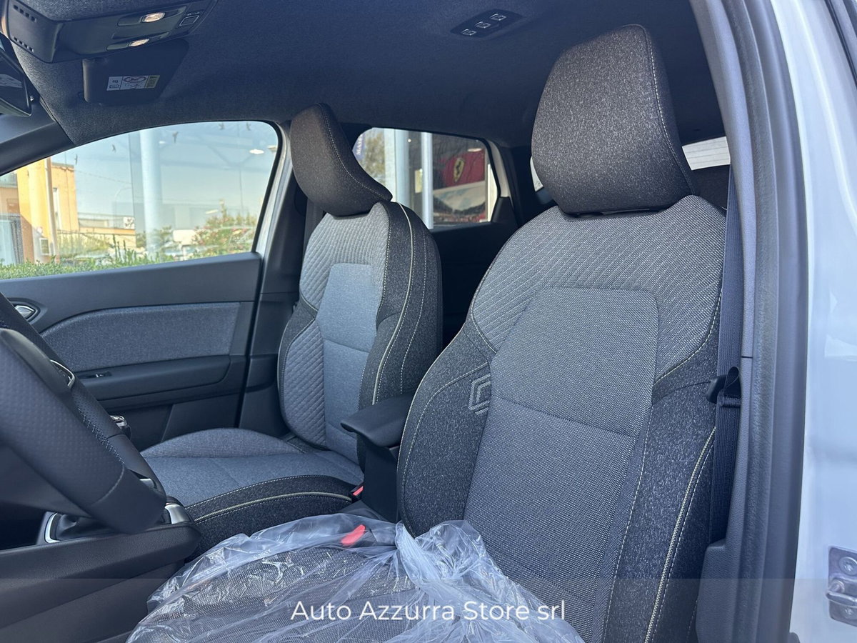 Renault Captur 1.2 eco-g Techno 120cv (8)