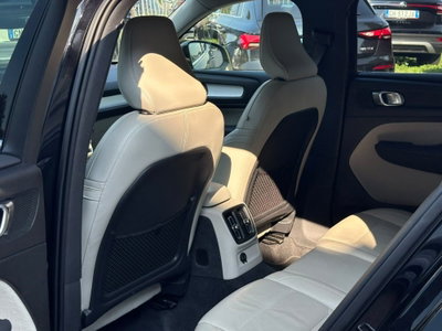 Volvo XC40 T5 Recharge Plug-in Hybrid Inscription Expression (14)