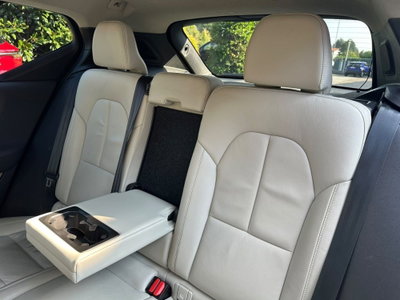 Volvo XC40 T5 Recharge Plug-in Hybrid Inscription Expression (15)