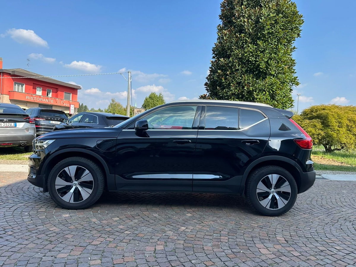 Volvo XC40 T5 Recharge Plug-in Hybrid Inscription Expression (4)