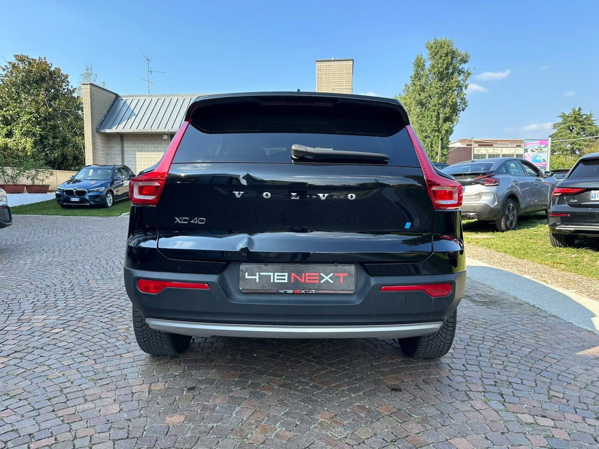 Volvo XC40 T5 Recharge Plug-in Hybrid Inscription Expression (6)