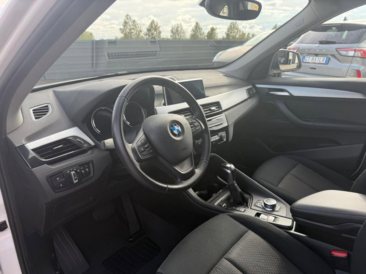 BMW X1 xDrive25e Business Advantage (7)