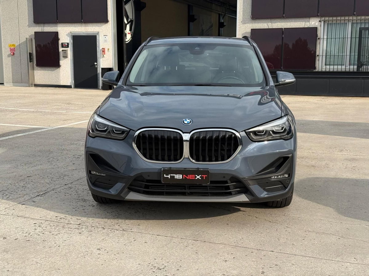 BMW X1 xDrive25e Business Advantage (3)