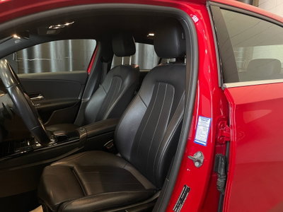 Mercedes-Benz Classe A 180 d Sport (9)