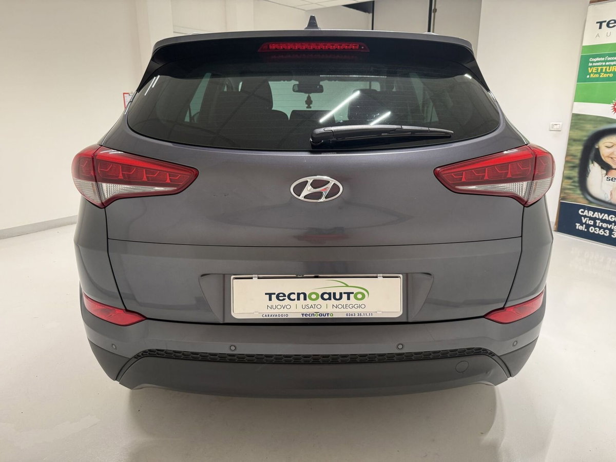 Hyundai Tucson 1.7 CRDi XPossible (14)