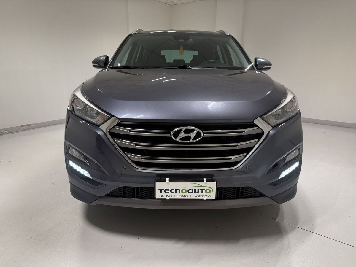 Hyundai Tucson 1.7 CRDi XPossible (3)