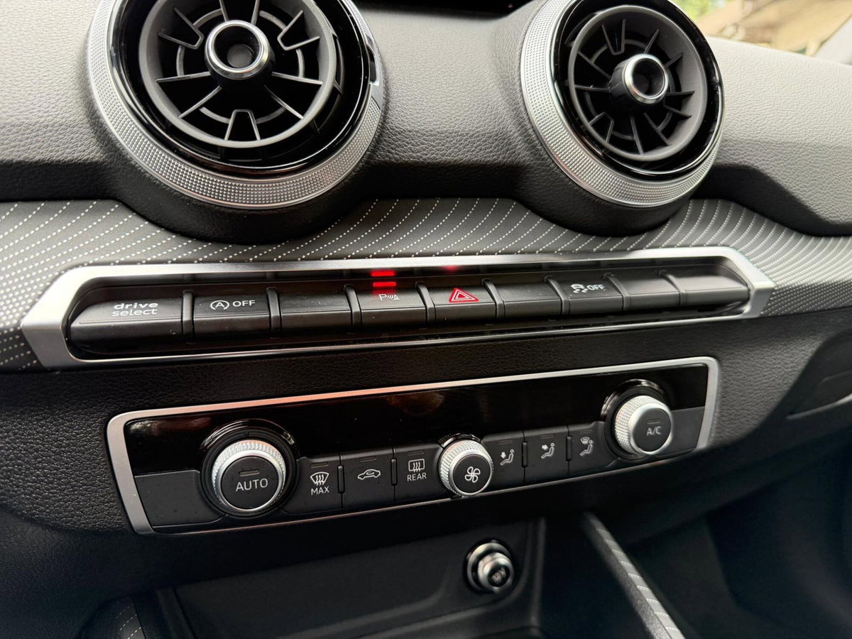 Audi Q2 35 2.0 tdi S line edition s-tronic (16)