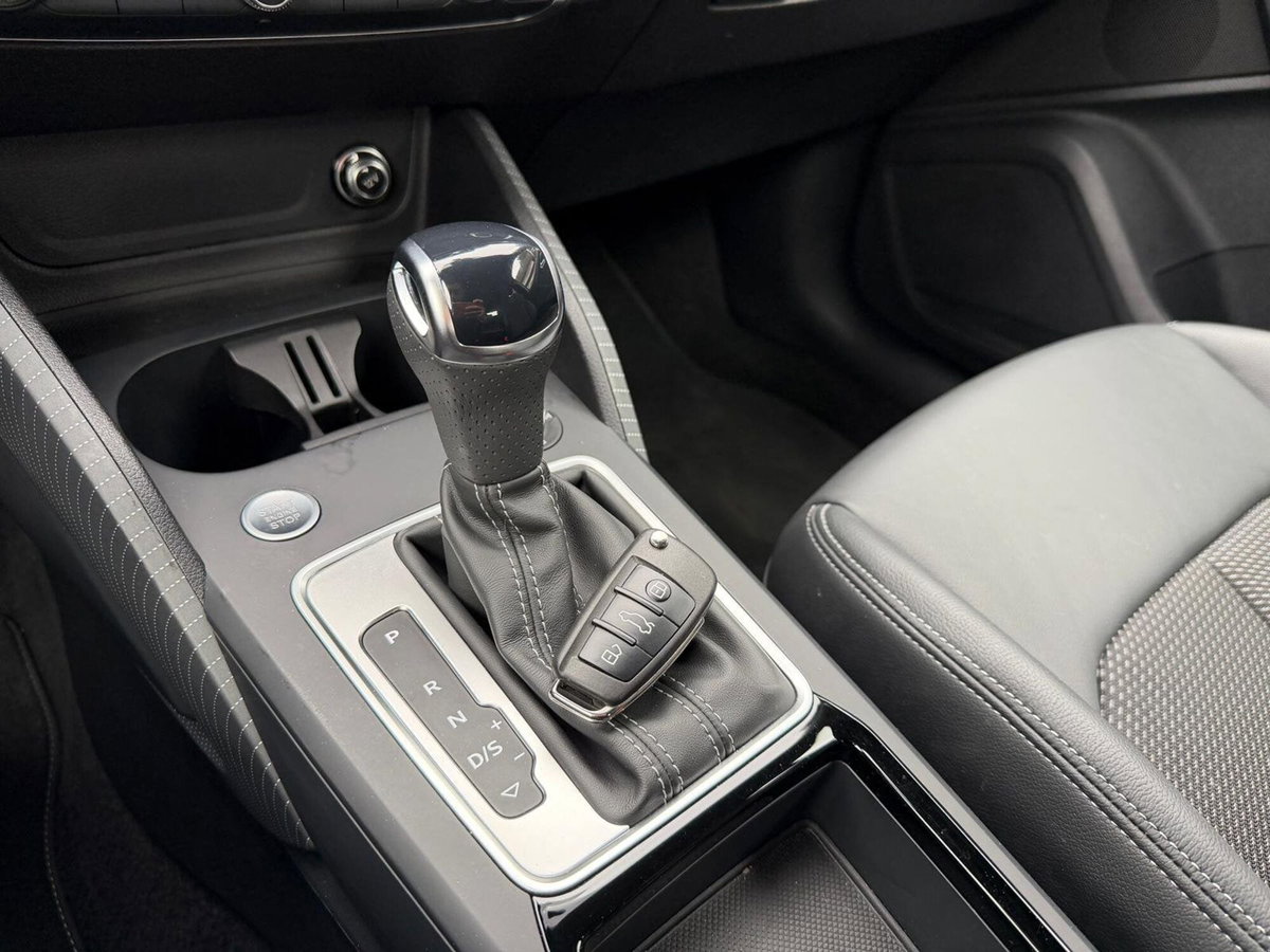 Audi Q2 35 2.0 tdi S line edition s-tronic (17)