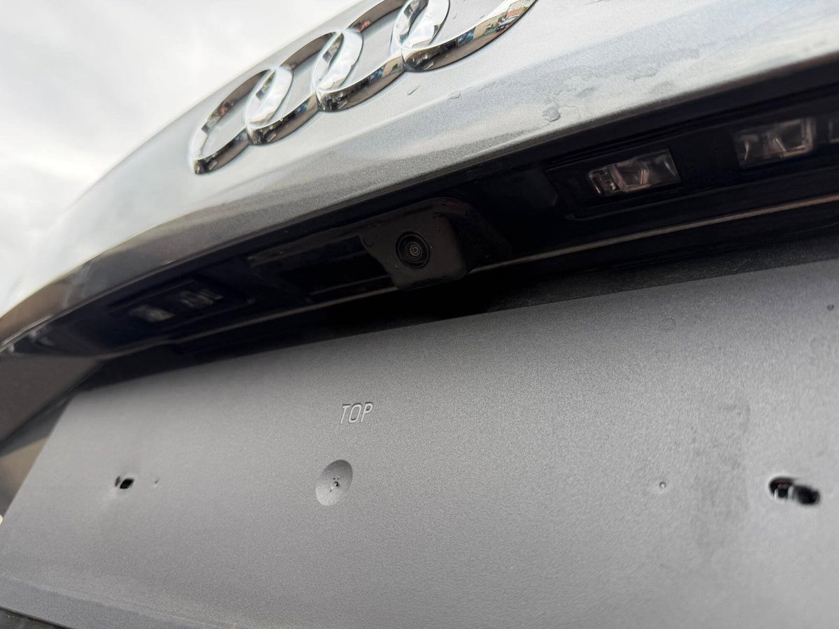 Audi Q2 35 2.0 tdi S line edition s-tronic (9)