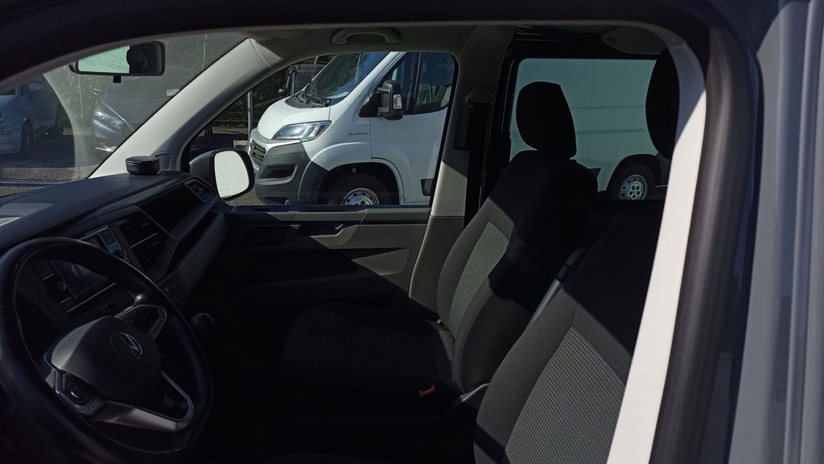 Volkswagen Veicoli Commerciali Caravelle 2.0 TDI 150CV PC Comfortline N1 (11)