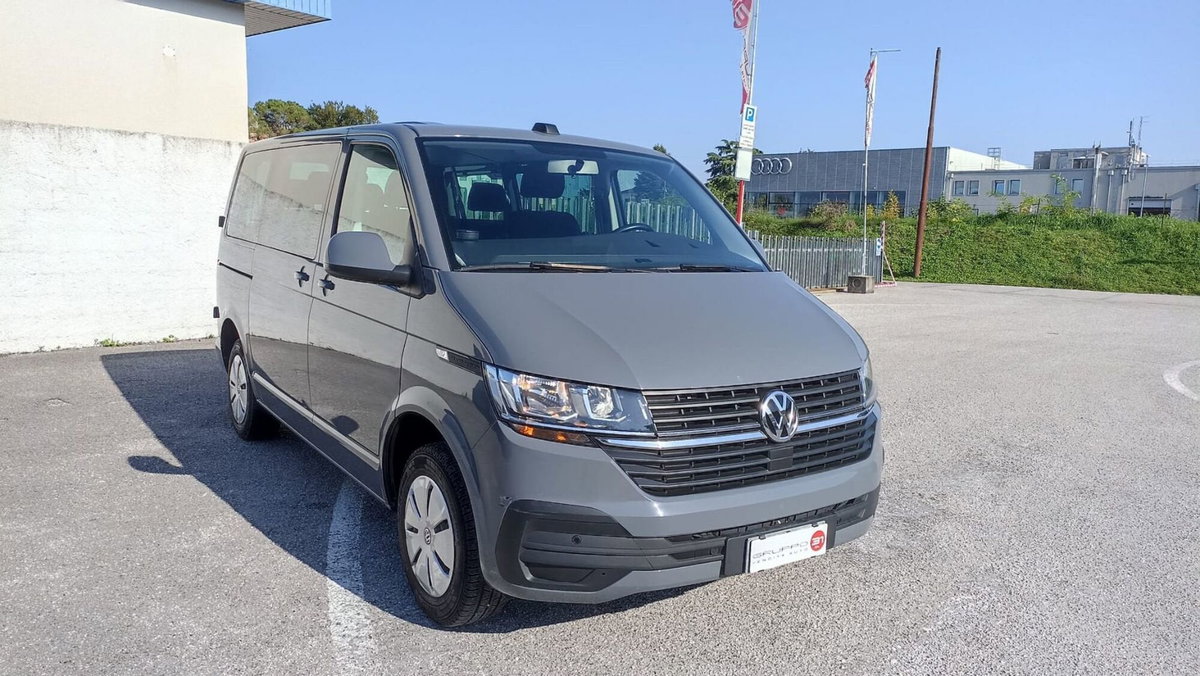 Volkswagen Veicoli Commerciali Caravelle 2.0 TDI 150CV PC Comfortline N1 (2)